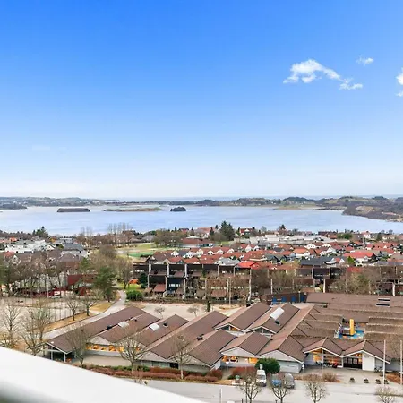 Apartment Ons 2024 - Walking Distance & Near Shuttle Bus Uis - Modern Stavanger